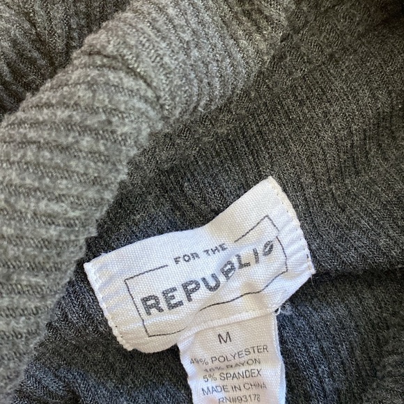 For the Republic Medium - Picture 4 of 4